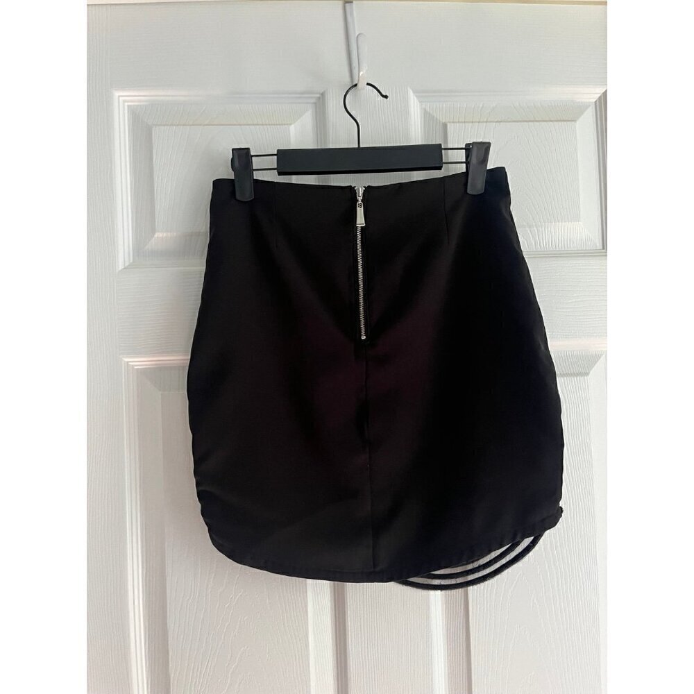 Black Mini Skirt - Picture 2 of 4